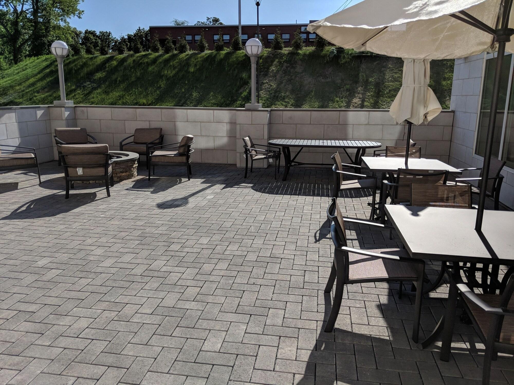 Hampton Inn & Suites Rocky Hill - Hartford South Exterior foto